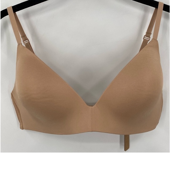 Skims wireless form lightly lined bra - Picture 6 of 7